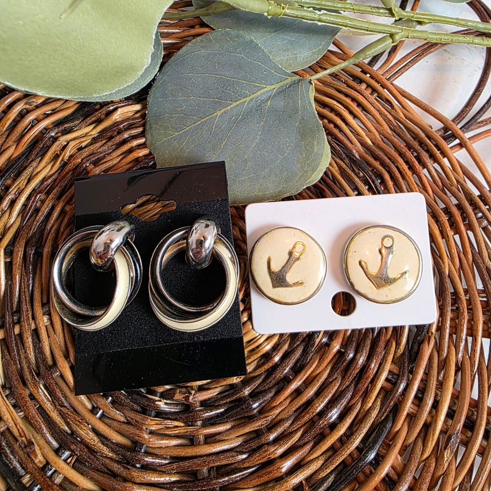 CLEARANCE 💲6️⃣ Nautical Anchor Studs & Silver Cream Interlocking Hoop Earrings
